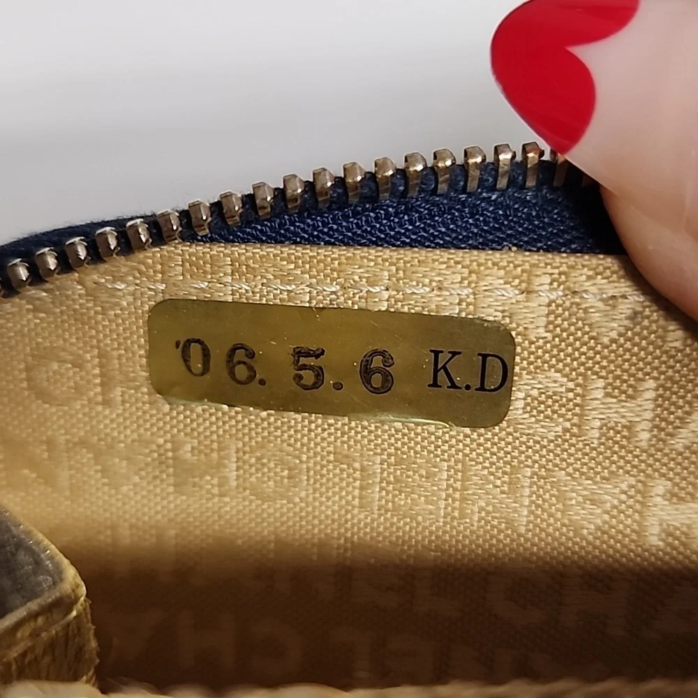 CHANEL Vintage Zip around Denim wallet - Picture 13 of 16